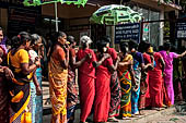 Pilgrims at Sri Meenakshi-Sundareshwarar Temple Madurai. Tamil Nadu. 